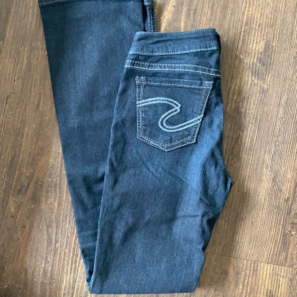 Silver jeans. Suki